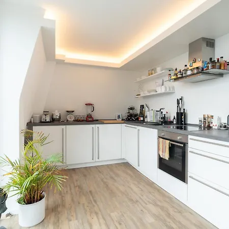 Penthouse Mit Panoramaterrasse Und Whirlpool Кобленц